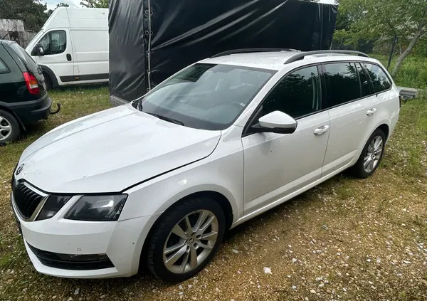 skoda octavia Skoda Octavia cena 18000 przebieg: 261000, rok produkcji 2019 z Oświęcim